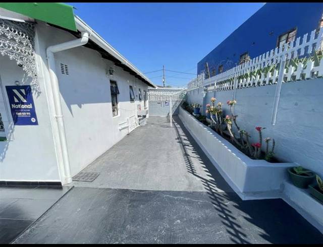 2 BEDROOM HOUSE FOR SALE IN WIGGINS